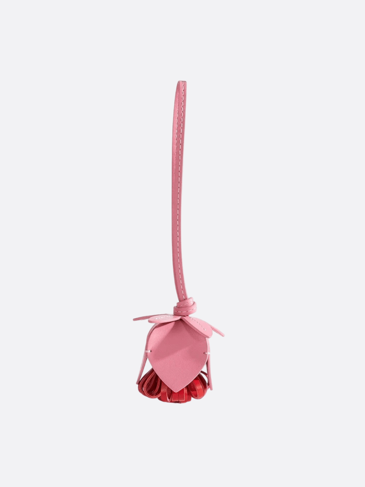 bijou de sac fleur rose pâle