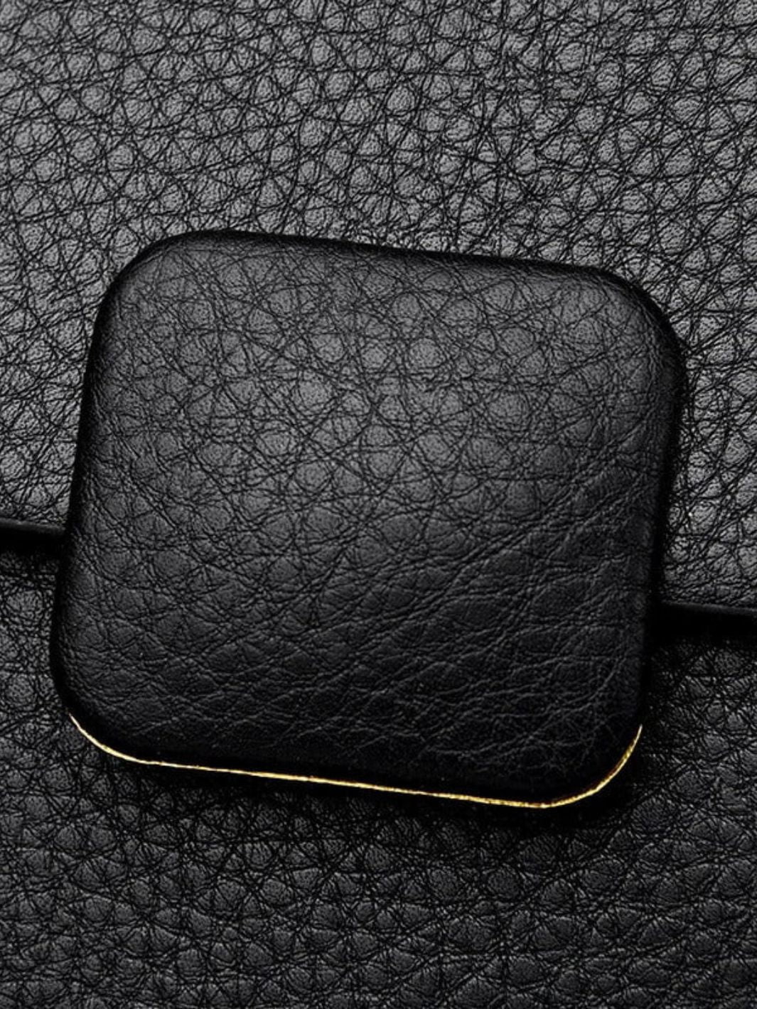 Grained leather shoulder bag