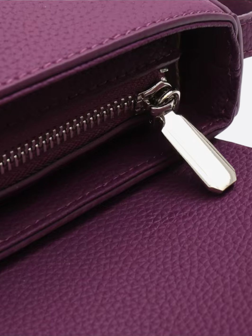 Grained leather bag with shoulder strap